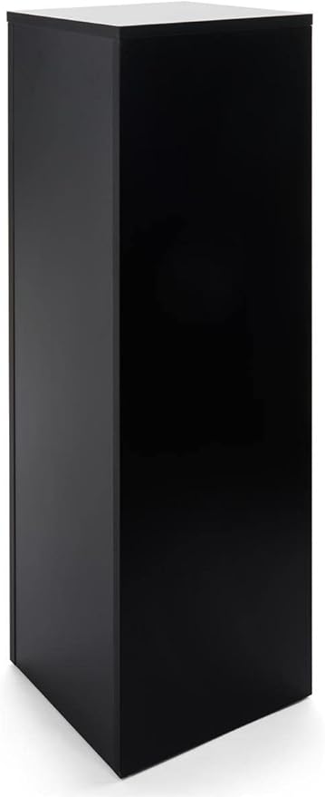 Displays2go, Laminated Gallery Display Cube, Particle Board, Melamine Construction – Black (WDCUBEBLK4)