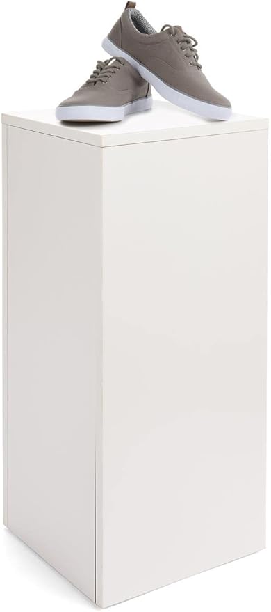Displays2go, Gallery Display Column, Laminated Particle Board and Melamine Construction – White Laminate Finish (WDCUBEWHT2)