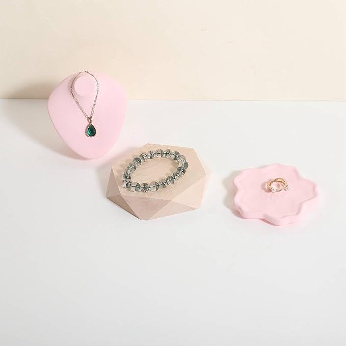 GemeShou single maple Jewelry display Tray for selling, Wooden hexagon display riser for jewelry, Jewelry retail shop display stand, photography props【maple Hexagon single Large】