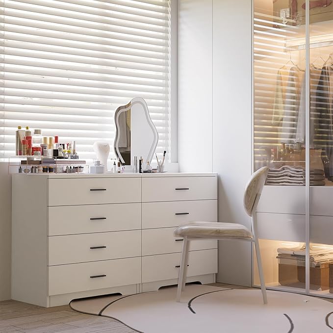 Dresser with Power Outlets Wooden 4 Drawer Dresser with USB and Type C Port Chest of Drawers for Bedroom Tall White Organizer Storage for Living Room Hallway Closet