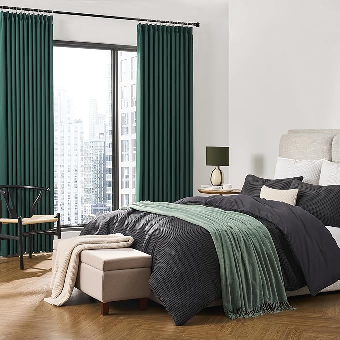 KEQIAOSUOCAI 92 Inch Dark Green Pinch Pleated Blackout Curtains for Living Room - Summer Decor Thermal Insulated Christmas Green Track Curtain with Hooks，40 x 92 Inches Long-2 Panels Set